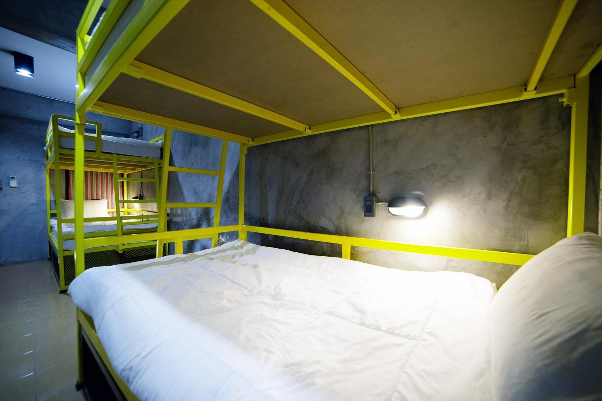 Oyo 560 Chang Hostel Suvarnabhumi Bangkok Extérieur photo