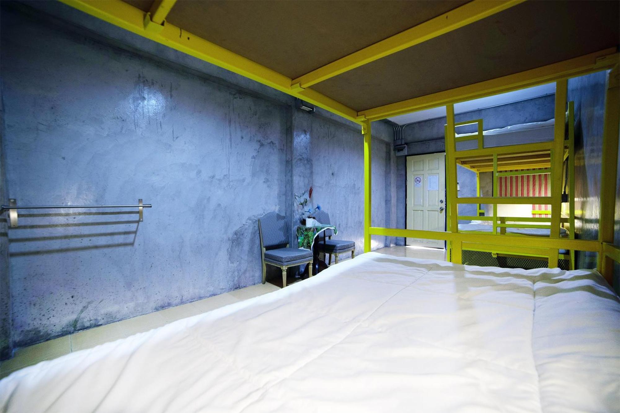 Oyo 560 Chang Hostel Suvarnabhumi Bangkok Extérieur photo