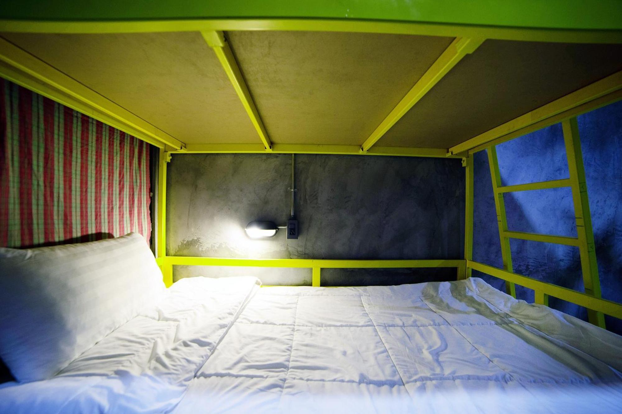 Oyo 560 Chang Hostel Suvarnabhumi Bangkok Extérieur photo