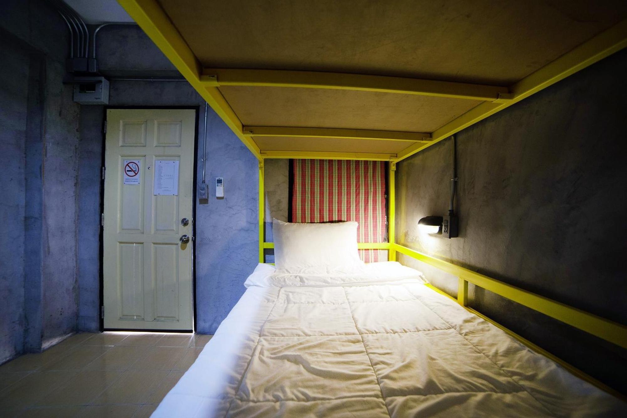 Oyo 560 Chang Hostel Suvarnabhumi Bangkok Extérieur photo