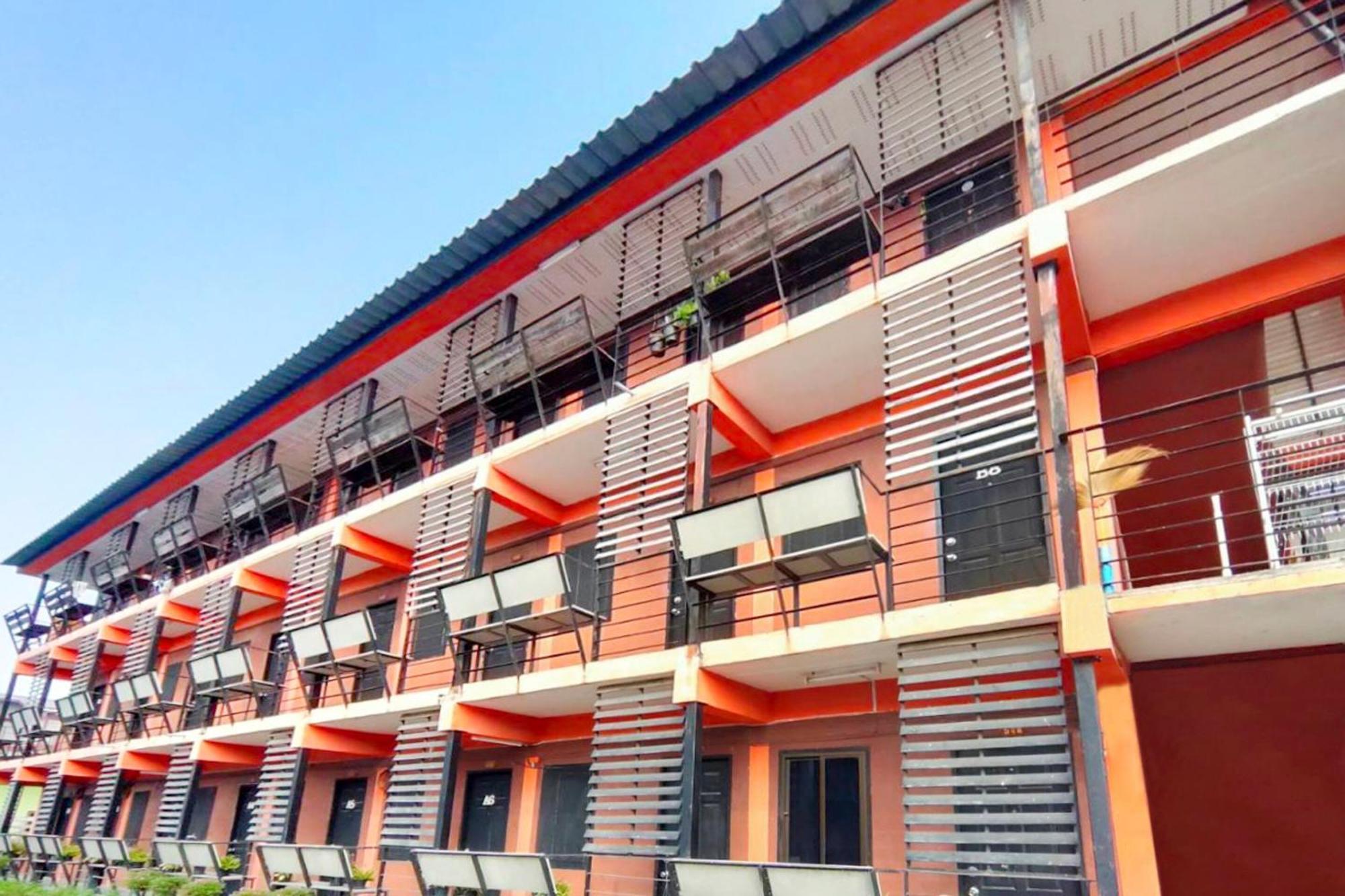 Oyo 560 Chang Hostel Suvarnabhumi Bangkok Extérieur photo